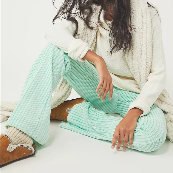 Free People - Slim Pull-On Velvet Flare Pants - Picture 10 of 13